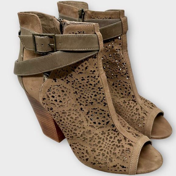 Vince Camuto Maizy Perforated Laser Cut Leather Ankle Booties Brown Size 10M/40 - Picture 2 of 15